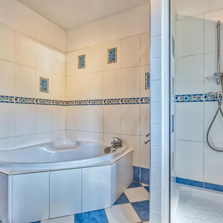 Tina - Nsm110 By Interhome * Naujac-sur-Mer